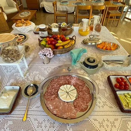 Lungomare 70 * مارزوكا دي سينغاليا